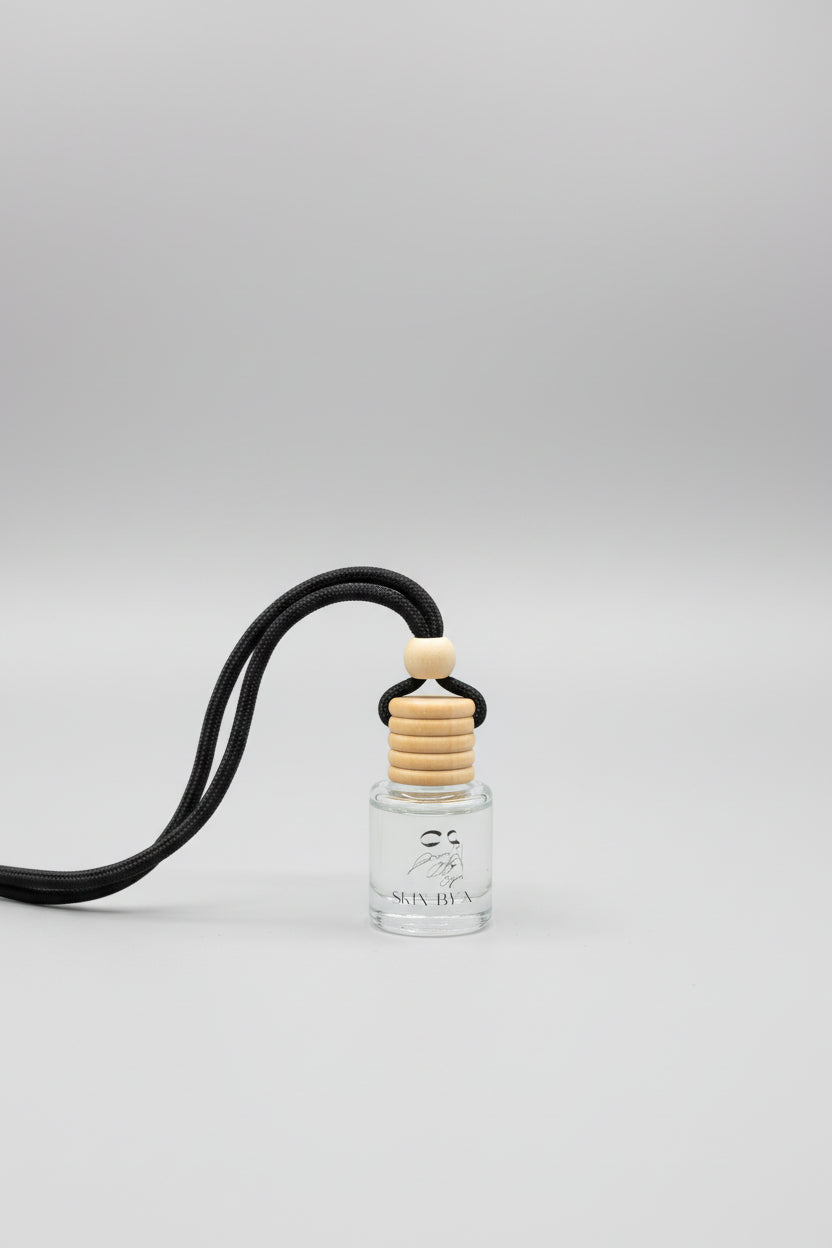 Skin By N – Car Diffuser Pine (Hanging Bottle)